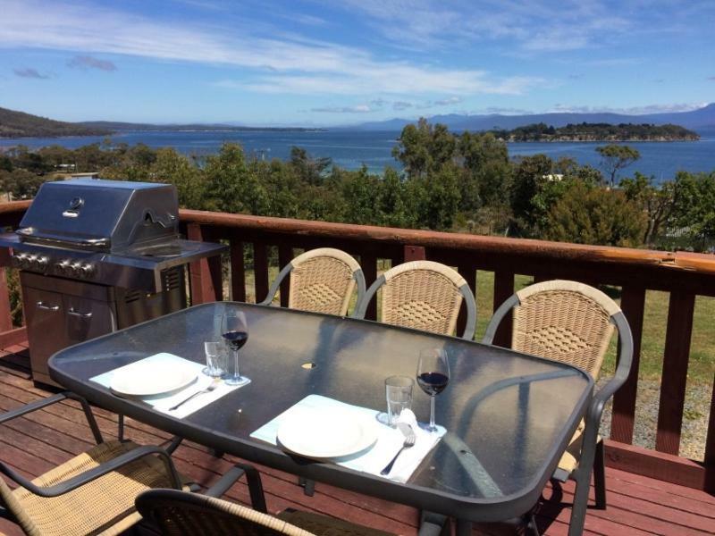 Discover Bruny Island Holiday Accommodation Alonnah Экстерьер фото